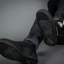 Endura MT500 Plus II Skoovertræk Almindelige Sko -Cykelshorts Butik Endura MT500 Plus II Skoovertraek Alm 1570019224 01